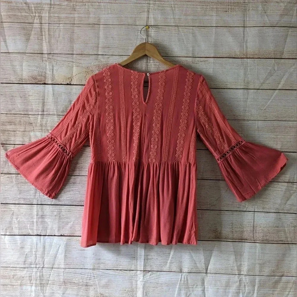 Embroidered Boho Floral Flowy Bell Sleeve Blouse - Picture 7 of 11